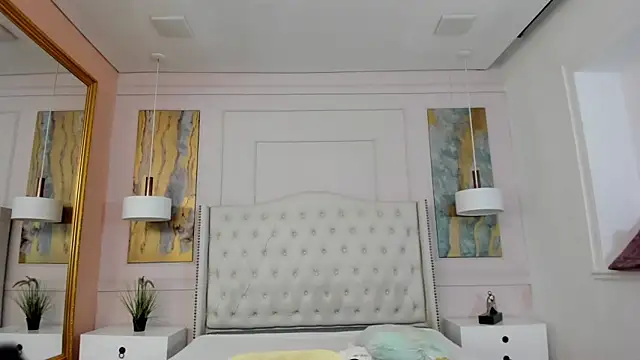 RosaliaMontero online show from February 22, 4:57 am