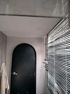 Snapshot of jov_and_thomas chatting on November 19, 3:12 pm jov and thomas online show from November 19, 3:12 pm