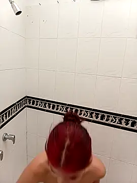 Snapshot of jov_and_thomas chatting on November 22, 2:38 pm jov and thomas online show from November 22, 2:38 pm