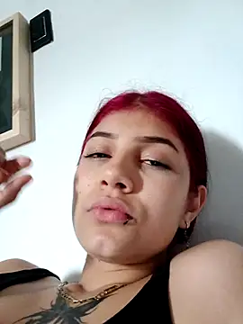 Snapshot of jov_and_thomas chatting on November 29, 7:06 pm jov and thomas online show from November 29, 7:06 pm