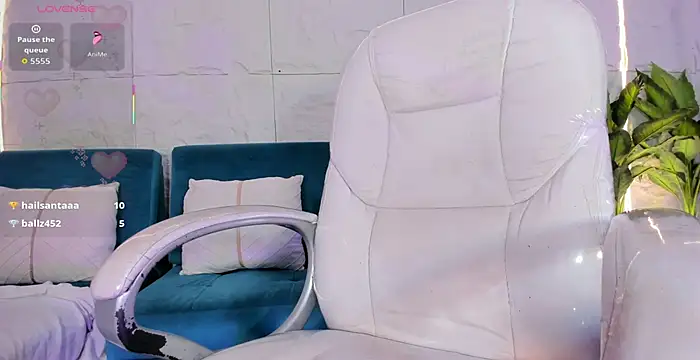 EmmilyEvanss online show from February 3, 6:40 am