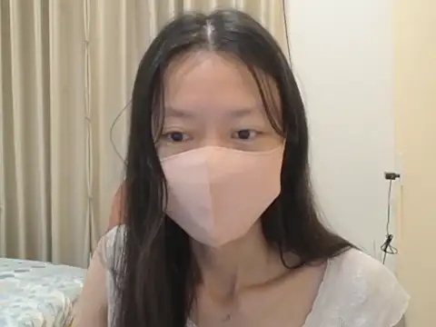 Lil-Cherries online show from March 17, 11:19 pm