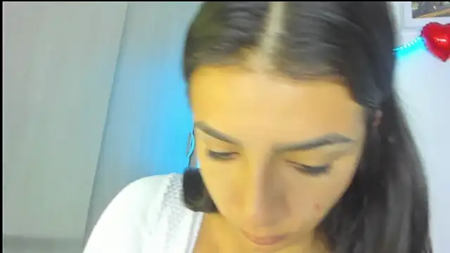 KIMMY MONTIELL online show from March 3, 11:38 am