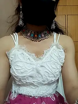 Snapshot of Fairy_Pie chatting on February 24, 6:39 pm Fairy Pie online show from February 24, 6:39 pm