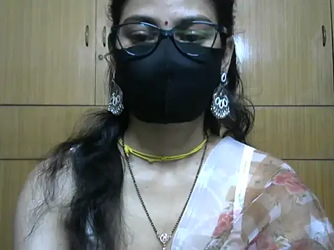 Snapshot of Fairy_Pie chatting on March 19, 10:47 pm Fairy Pie online show from March 19, 10:47 pm