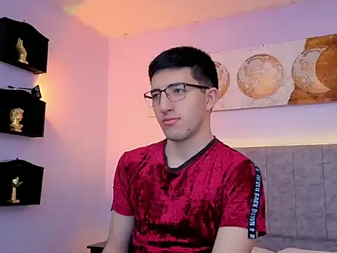 Snapshot of Un_Sluttyy chatting on November 9, 12:03 pm Un Sluttyy online show from November 9, 12:03 pm