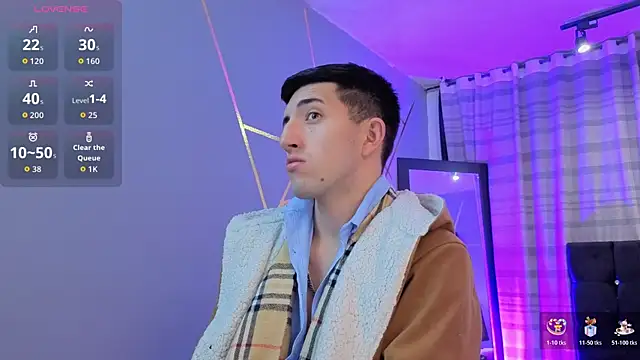 Snapshot of Un_Sluttyy chatting on November 28, 11:35 am Un Sluttyy online show from November 28, 11:35 am