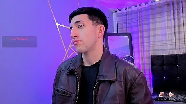 Un Sluttyy online show from December 20, 11:17 am