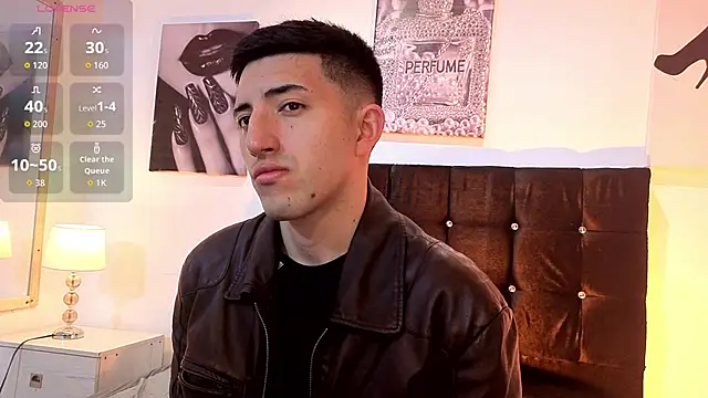 Un Sluttyy online show from February 19, 10:55 am