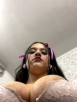 Snapshot of CelesteJones1 chatting on November 23, 4:29 pm CelesteJones1 online show from November 23, 4:29 pm