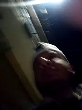 themorenofit08 online show from February 17, 12:51 am