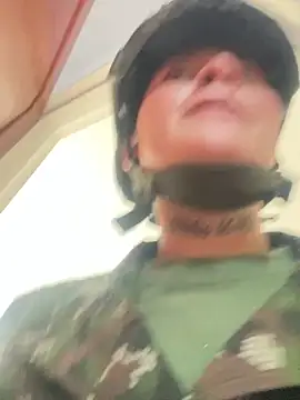 Snapshot of Miia_Hoot chatting on November 16, 6:24 pm Miia Hoot online show from November 16, 6:24 pm