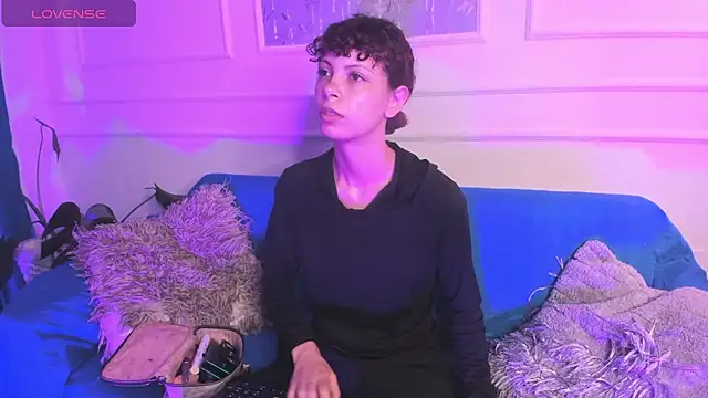 AliceMadnes online show from February 17, 1:18 pm