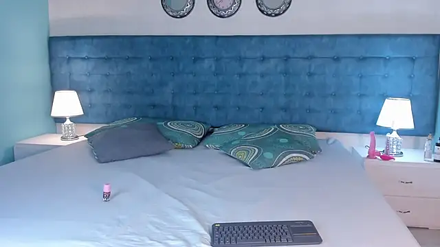 Snapshot of AlahiaCardona chatting on November 29, 1:58 pm AlahiaCardona online show from November 29, 1:58 pm