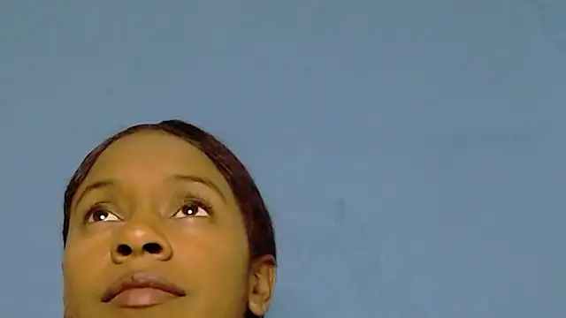 Snapshot of Aliis_Love chatting on November 28, 1:58 pm Aliis Love online show from November 28, 1:58 pm