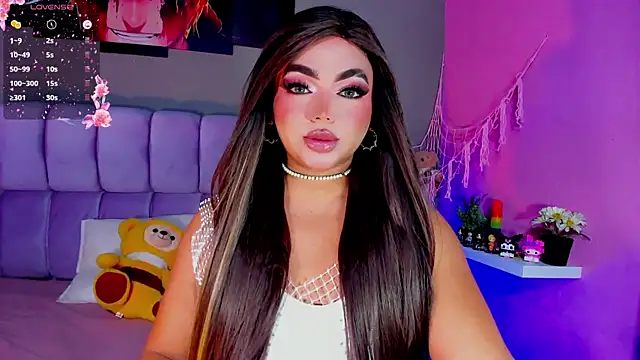 Lovely-Hinata online show from July 12, 4:14 am