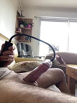 Guigui17000xh online show from March 14, 10:32 am