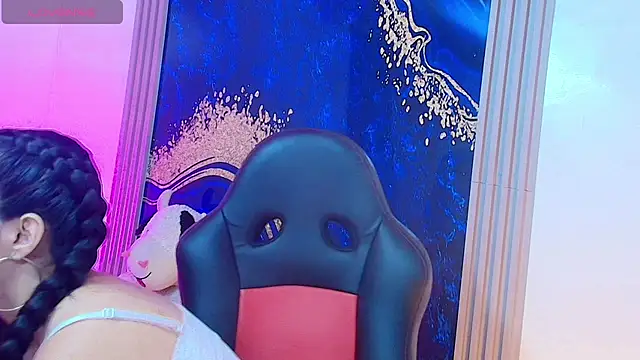 Snapshot of sharon_diamond_ chatting on November 22, 3:38 am sharon diamond online show from November 22, 3:38 am