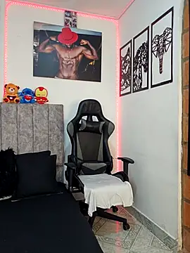 Snapshot of MIKE_KILIANjs chatting on December 2, 6:03 pm MIKE KILIANjs online show from December 2, 6:03 pm