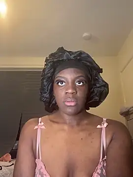 Snapshot of bry8661 chatting on March 29, 12:54 am bry8661 online show from March 29, 12:54 am