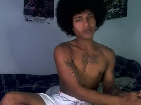 Snapshot of Arthur_1126 chatting on November 15, 3:08 pm Arthur 1126 online show from November 15, 3:08 pm