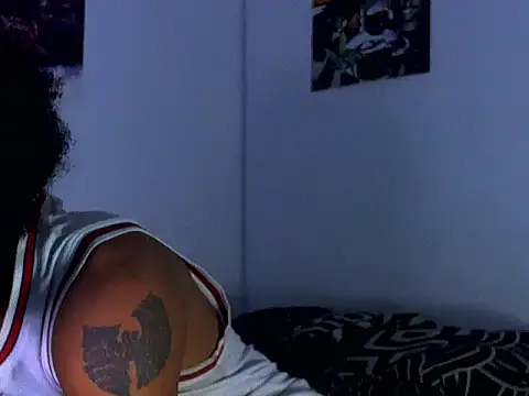 Snapshot of Arthur_1126 chatting on December 2, 12:54 pm Arthur 1126 online show from December 2, 12:54 pm