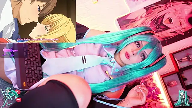 Snapshot of Noha-- chatting on November 18, 11:47 am Noha-- online show from November 18, 11:47 am