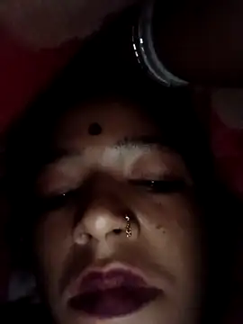 Snapshot of Hot_eras8 chatting on November 21, 9:35 pm Hot eras8 online show from November 21, 9:35 pm