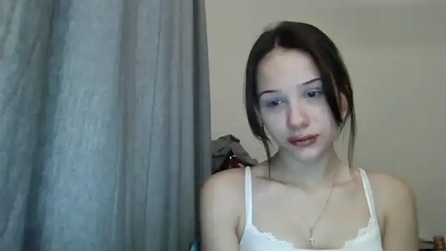 Snapshot of CarmenBody chatting on November 17, 7:25 am CarmenBody online show from November 17, 7:25 am