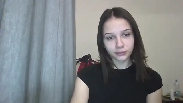 Snapshot of CarmenBody chatting on November 18, 7:13 am CarmenBody online show from November 18, 7:13 am