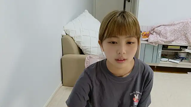 Snapshot of _sizuku_new chatting on November 17, 6:08 am sizuku new online show from November 17, 6:08 am