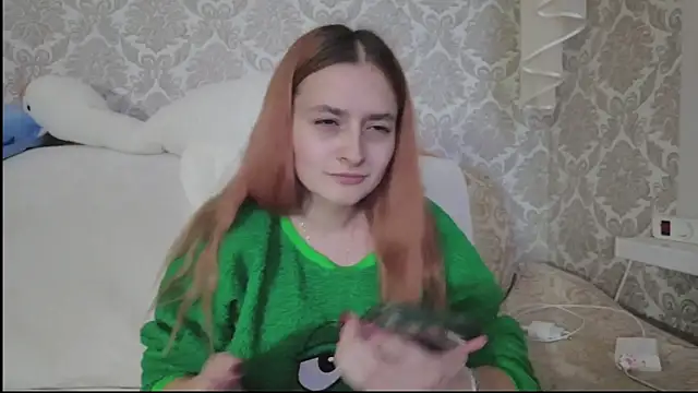 Snapshot of SweetLiaison chatting on November 13, 4:50 pm SweetLiaison online show from November 13, 4:50 pm