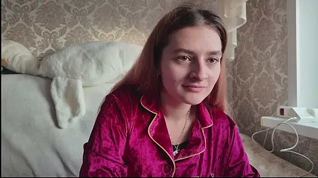 Snapshot of SweetLiaison chatting on November 19, 6:13 am SweetLiaison online show from November 19, 6:13 am