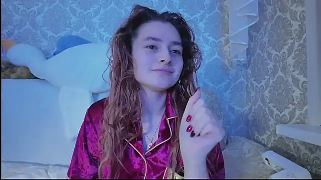 Snapshot of SweetLiaison chatting on November 23, 7:02 pm SweetLiaison online show from November 23, 7:02 pm