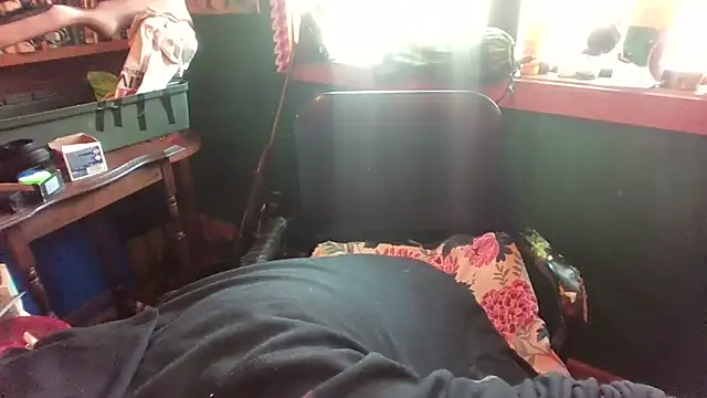 Snapshot of 2099RivenXXX chatting on December 14, 7:18 pm 2099RivenXXX online show from December 14, 7:18 pm