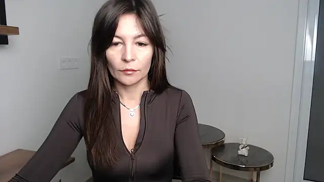 Snapshot of Veronichkaaa chatting on November 27, 7:43 am Veronichkaaa online show from November 27, 7:43 am