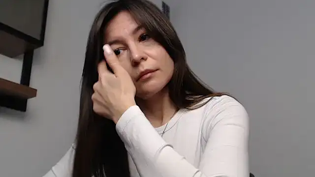 Snapshot of Veronichkaaa chatting on March 13, 9:05 am Veronichkaaa online show from March 13, 9:05 am