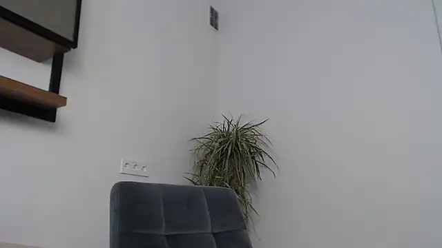 Snapshot of Veronichkaaa chatting on March 20, 7:57 am Veronichkaaa online show from March 20, 7:57 am