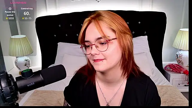 Lily  Evans online show from March 6, 3:36 am