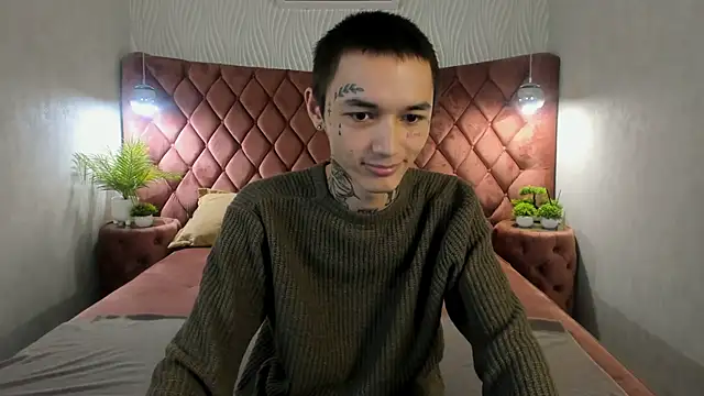 Snapshot of Ionarne chatting on November 11, 12:16 pm Ionarne online show from November 11, 12:16 pm