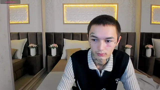 Snapshot of Ionarne chatting on November 15, 12:34 pm Ionarne online show from November 15, 12:34 pm