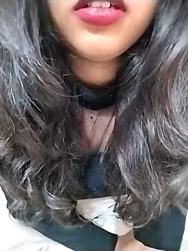 Snapshot of Sexy_Divya__ chatting on December 5, 6:44 am Sexy Divya online show from December 5, 6:44 am