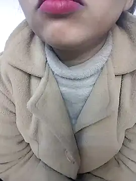 Sexy Divya   online show from January 11, 6:18 am