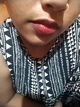 Sexy Divya   online show from June 20, 5:16 pm