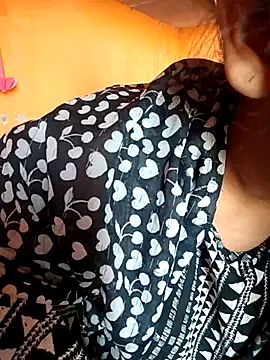 Sexy Divya   online show from June 26, 1:32 am