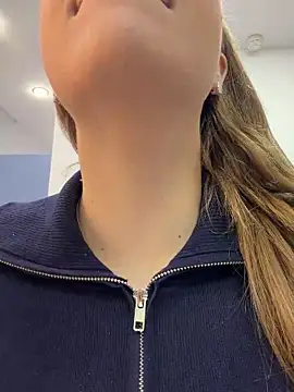 KilianaNoir online show from June 4, 6:52 am
