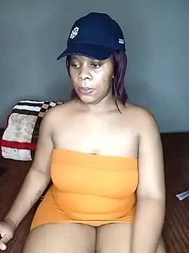 Snapshot of Emmylove-xr25 chatting on November 20, 8:41 pm Emmylove-xr25 online show from November 20, 8:41 pm