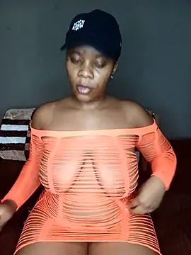 Snapshot of Emmylove-xr25 chatting on November 29, 6:38 am Emmylove-xr25 online show from November 29, 6:38 am