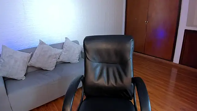 Snapshot of Saara_Corraless chatting on November 29, 6:55 pm Saara Corraless online show from November 29, 6:55 pm