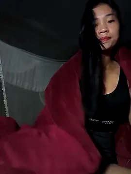 Snapshot of Lynly_k2 chatting on November 14, 12:48 pm Lynly k2 online show from November 14, 12:48 pm